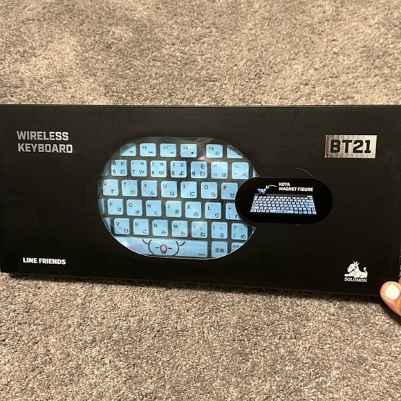NIB BTS BT21 Line Friends Wireless Keyboard KOYA - Picture 1 of 6